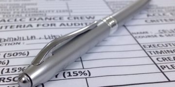 Understanding 2025 IRS Tax Brackets: Maximize Your Returns - Cover Image